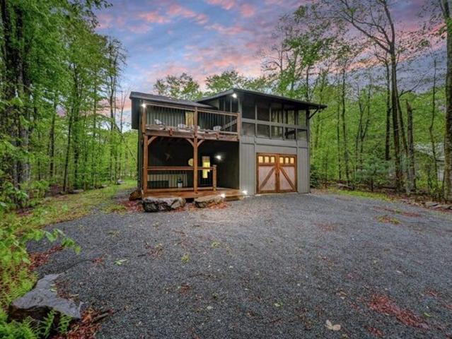House for sale in Pocono Pines