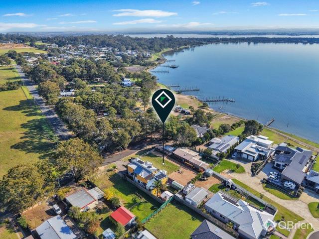 Land for sale in Eagle Point, Victoria