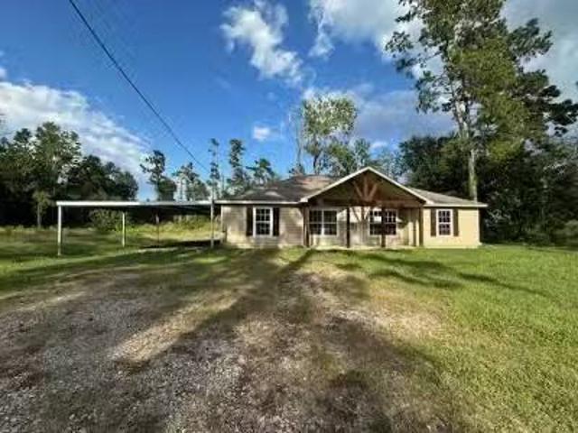 House for sale in Sulphur