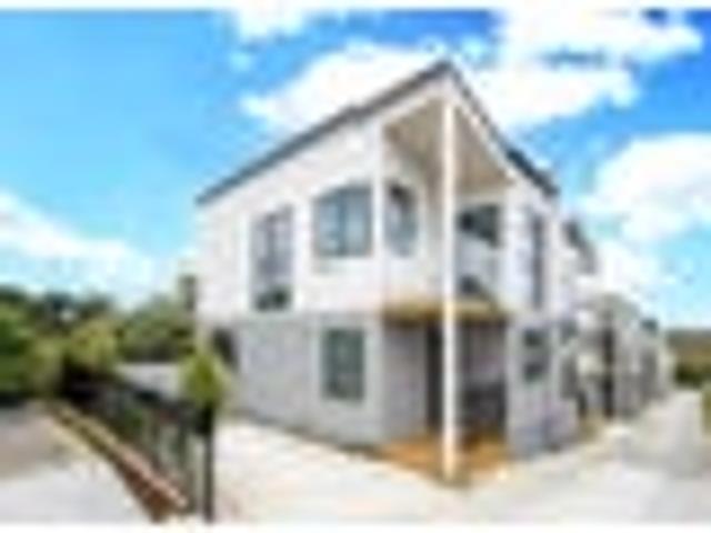 Townhouse for sale in Balmoral