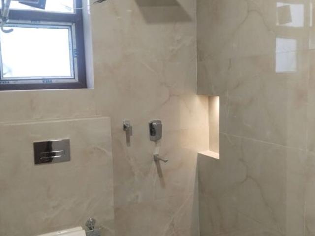 Property for rent in Deri