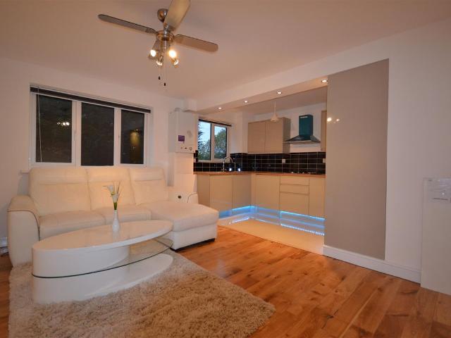 Apartment for rent in Higham Hill, Greater London