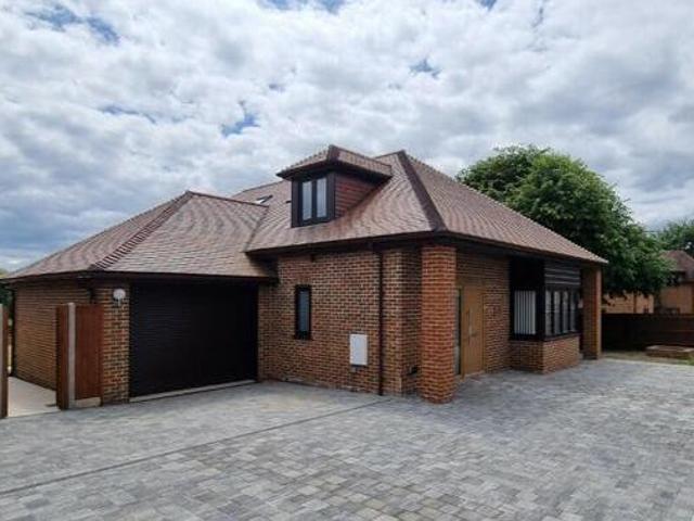 House for rent in Lyons, Greater London