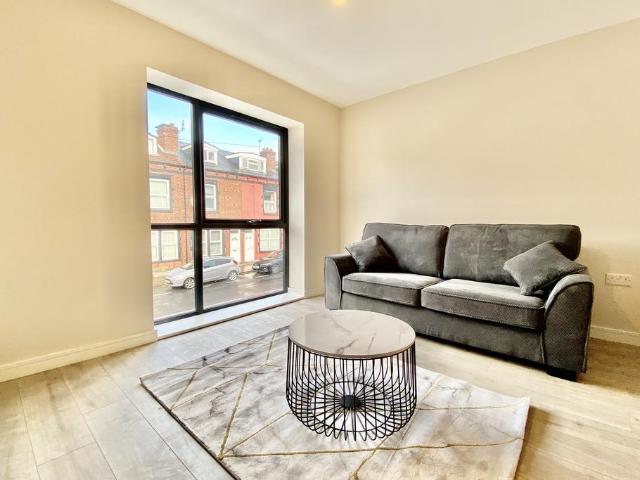 Apartment for rent in Cavalier Hill, Leeds