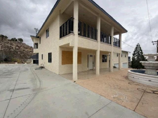 House for sale in Pinon Hills, California