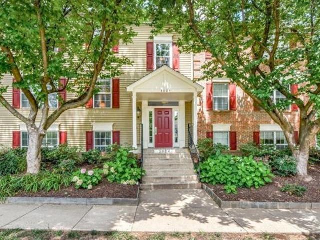 Condo for sale in Fairfax
