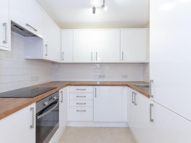 Apartment for rent in Barton, The Slade