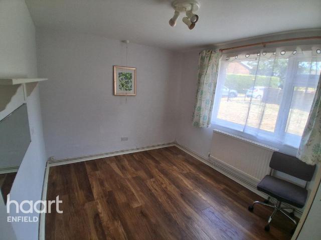 Apartment for rent in Cockfosters, Greater London