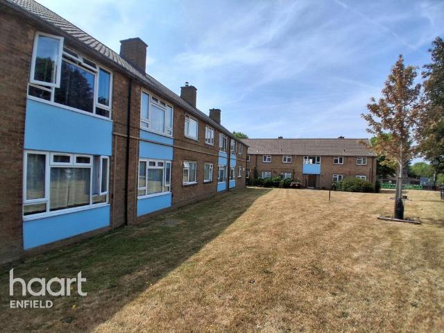 Apartment for rent in Cockfosters, Greater London