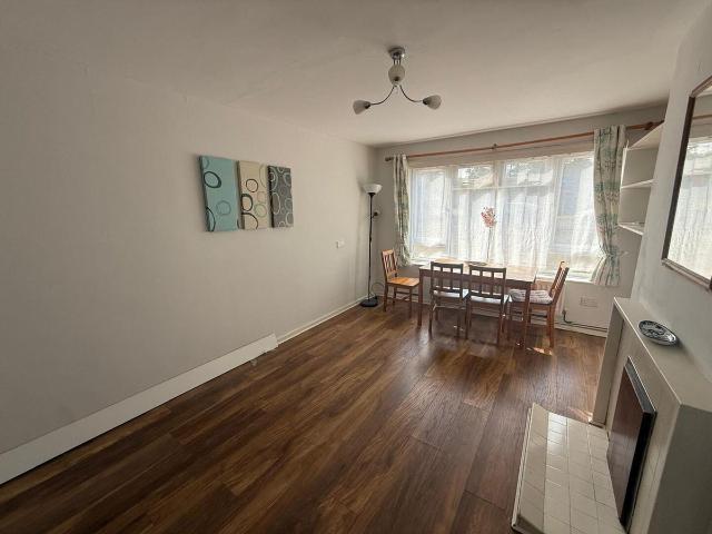 Apartment for rent in Cockfosters, Greater London