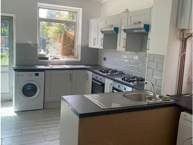 Studio for rent in Cockfosters, Greater London