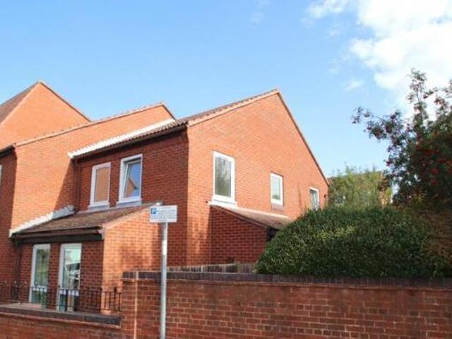 House for sale in Spring Vale, Hampshire