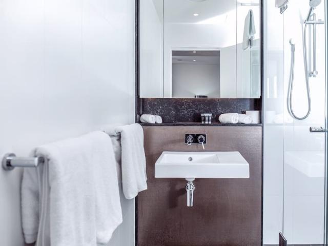 Apartment for rent in Wentworth Point, Sydney