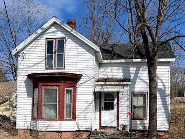House for sale in Brookfield, Massachusetts