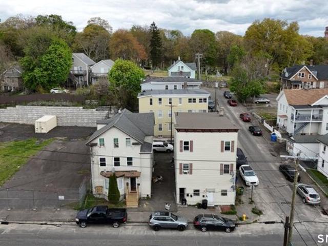 House for sale in Waterbury, Connecticut