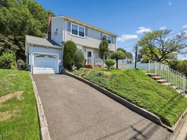House for sale in Avenel, New Jersey
