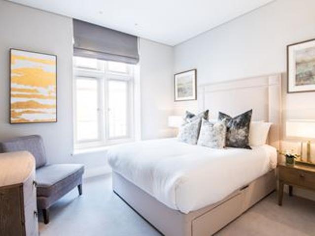 Apartment for rent in Mayfair, Greater London