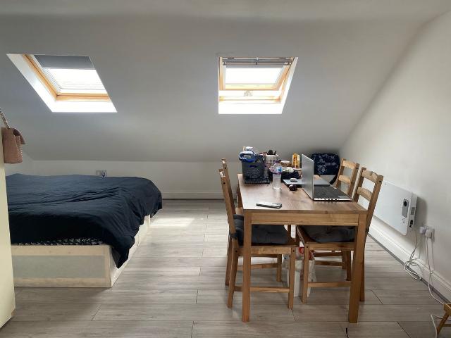 Studio for rent in Upton, Greater London