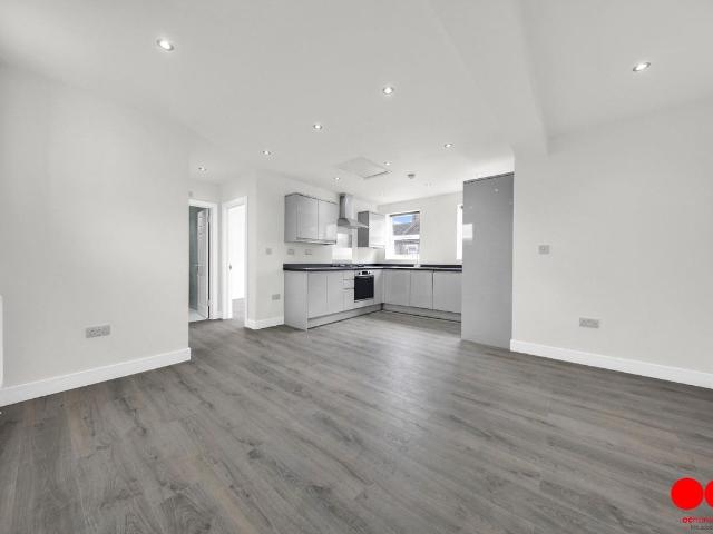 Apartment for rent in Upton Park, Greater London