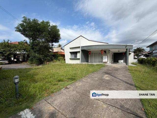 House for sale in Sendayan Village, Negeri Sembilan