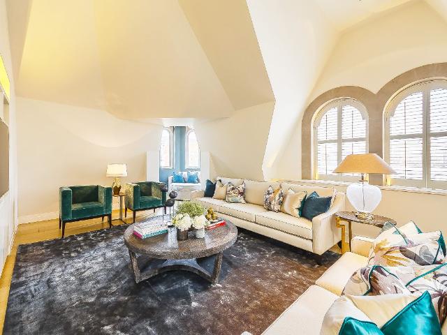 Apartment for rent in Mayfair, Greater London