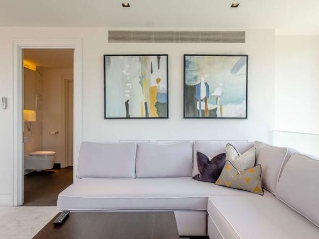 Apartment for rent in Upton, Greater London