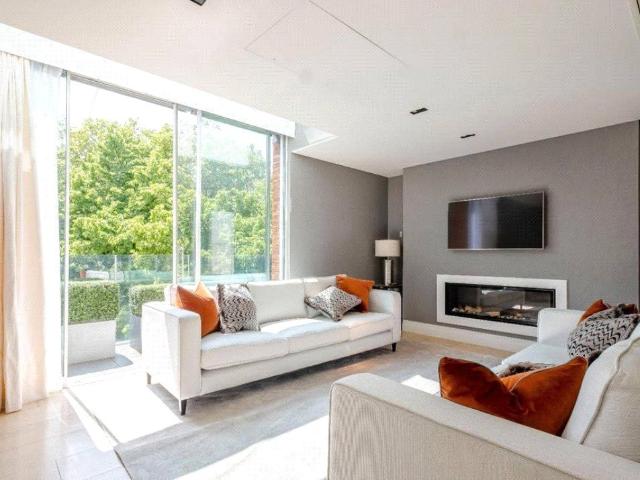Apartment for rent in Elmdon Heath, Solihull