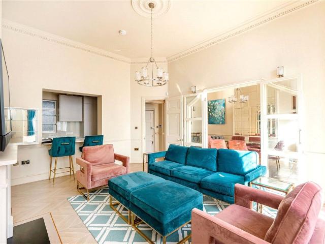 Apartment for rent in Mayfair, Greater London