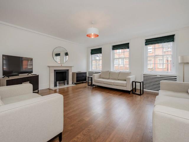 Apartment for rent in Marylebone, Greater London