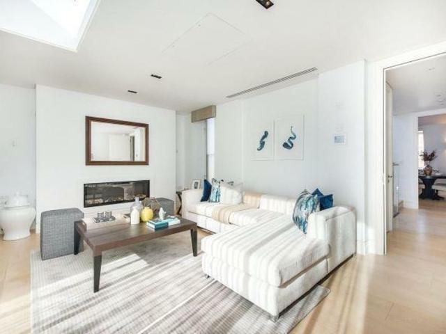 Apartment for rent in Mayfair, Greater London