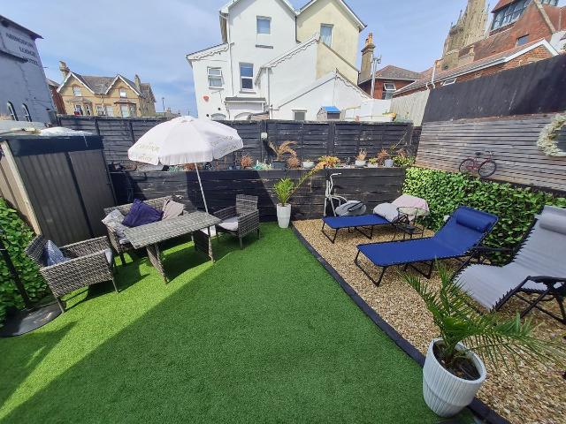 Apartment for rent in Binstead, Ryde