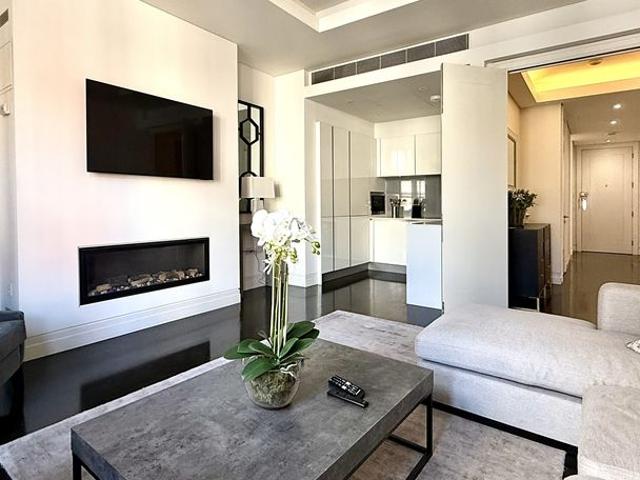 Apartment for rent in Mayfair, Greater London