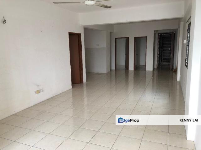 Flat for sale in Kajang, Langat