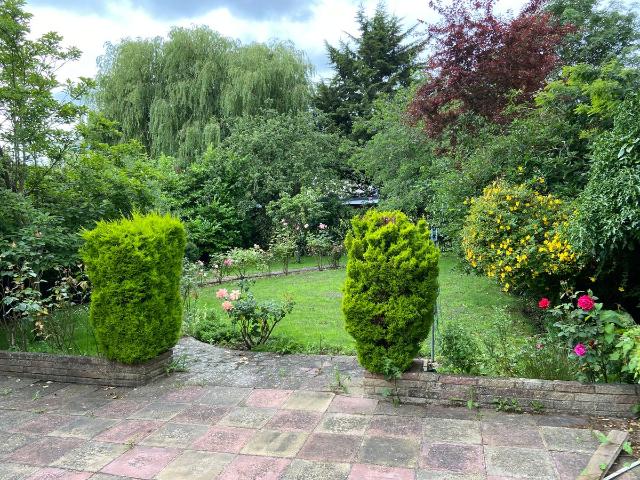 House for rent in Little Stanmore, Greater London