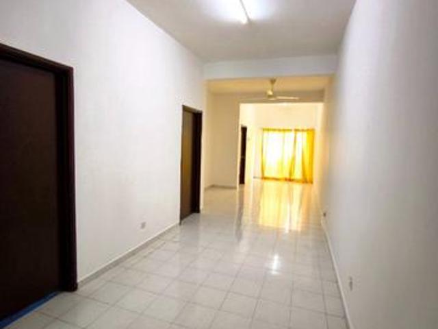 Apartment for sale in Kajang, Langat