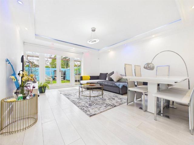 House for rent in Hampton, Greater London