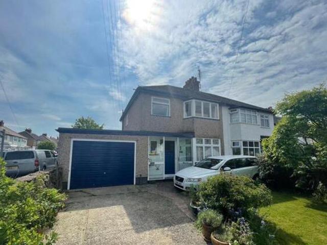 House for sale in Birkenhead