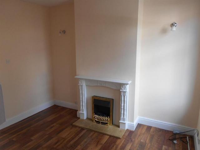 House for rent in Normanton and Altofts, Altofts