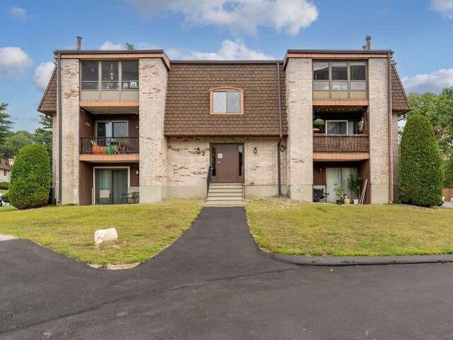 Condo for sale in North Reading, Middlesex County