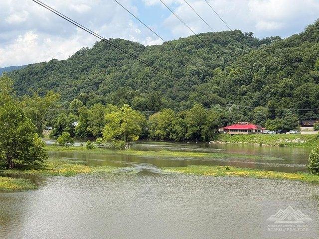 Land for sale in Hinton, West Virginia