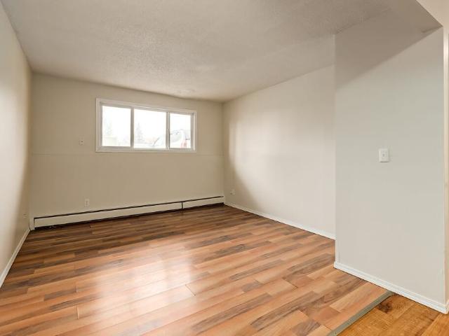 Apartment for rent in Brooks