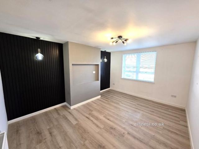 Flat for rent in Bankhead, Aberdeen City
