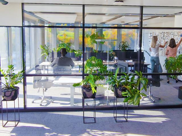 Büro mieten in Einigen, Zürich
