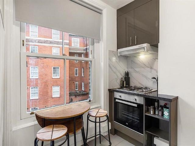 House for rent in Victoria, Greater London