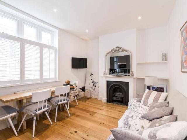Apartment for rent in Victoria, Greater London
