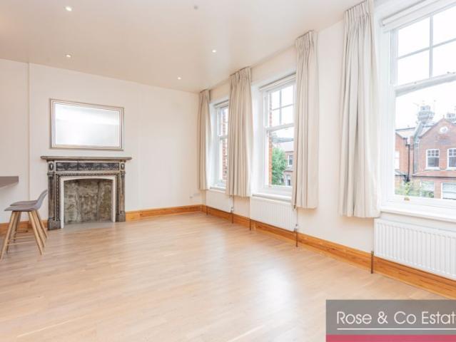 Apartment for rent in South Hampstead, Greater London