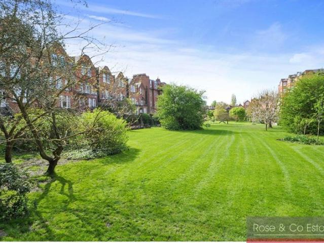 Apartment for rent in Swiss Cottage, Greater London