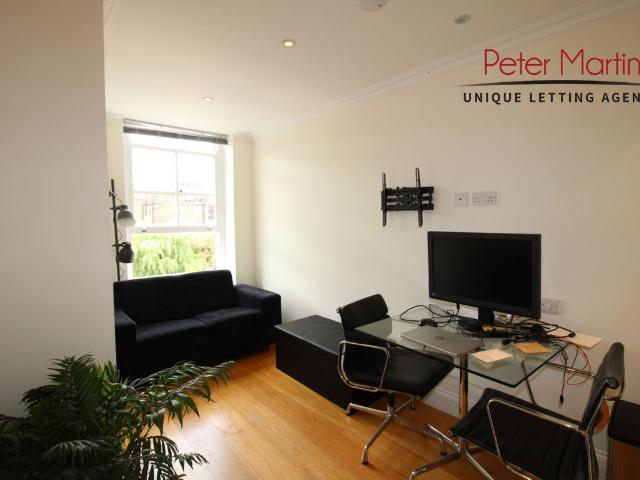 Apartment for rent in South Hampstead, Greater London