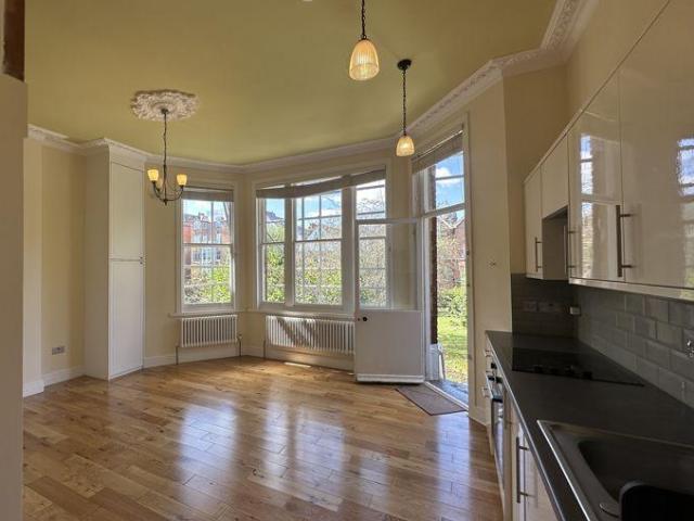 House for rent in South Hampstead, Greater London