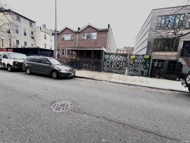 House for sale in Arverne, New York